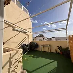 Homestay Next To Sliema Stay, Cozy, Air-conditioned, Self Check-in Gzira