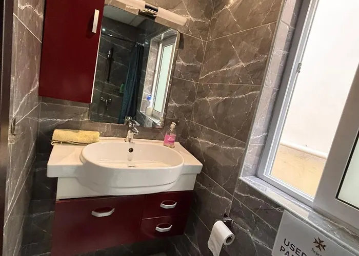 Next To Sliema Stay, Cozy, Air-conditioned, Self Check-in Δωμάτια σε οικογενειακή κατοικία *